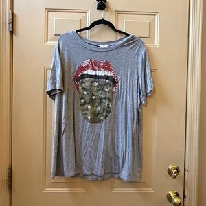 Entro Charcoal Graphic Tee